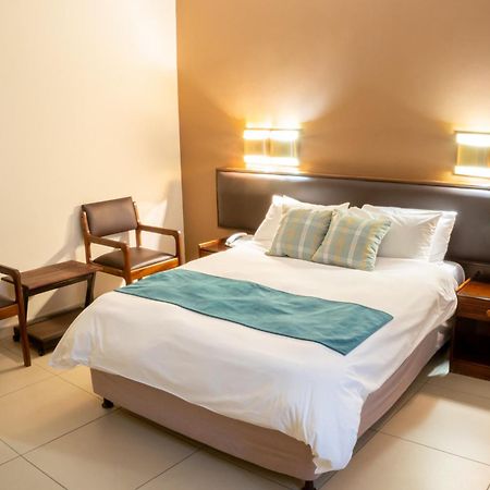 Elgro Hotel Potchefstroom Εξωτερικό φωτογραφία
