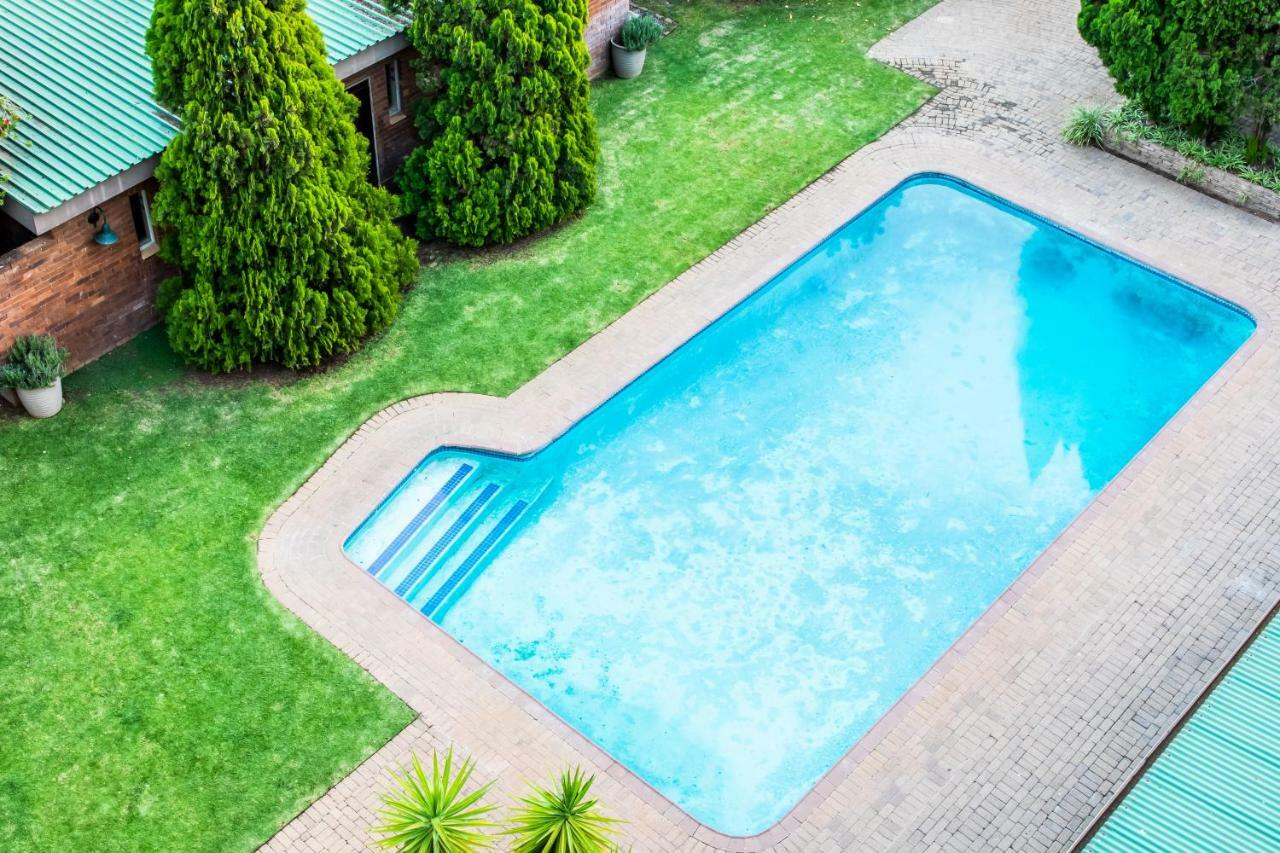 Elgro Hotel Potchefstroom Εξωτερικό φωτογραφία