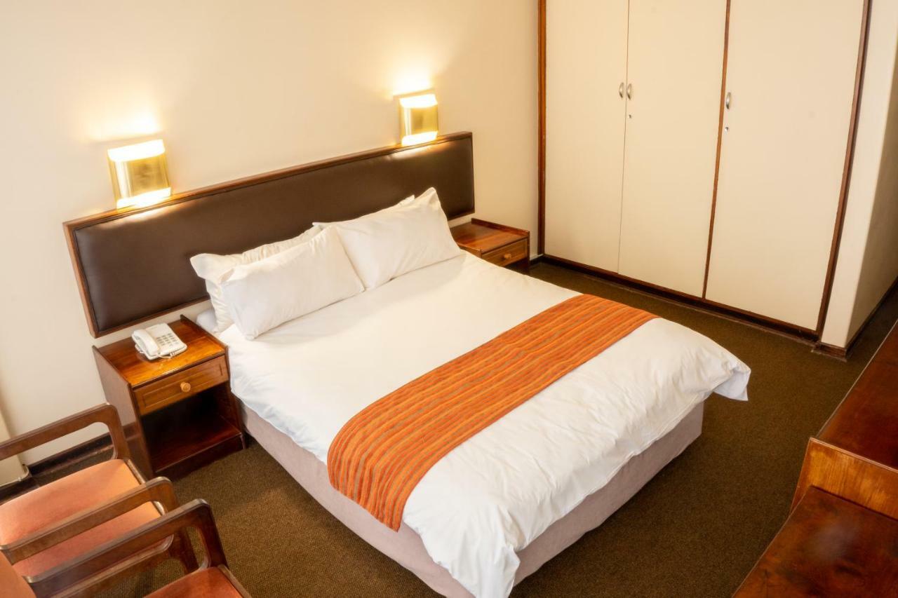 Elgro Hotel Potchefstroom Εξωτερικό φωτογραφία